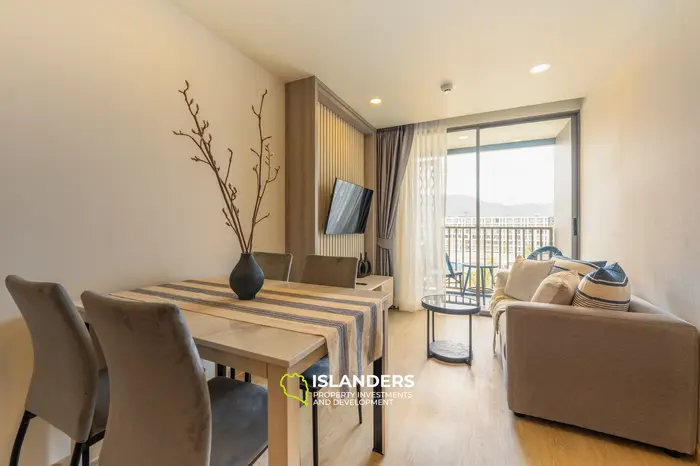 Elegant Golf view Condo 8th floor in Phuket's Laguna