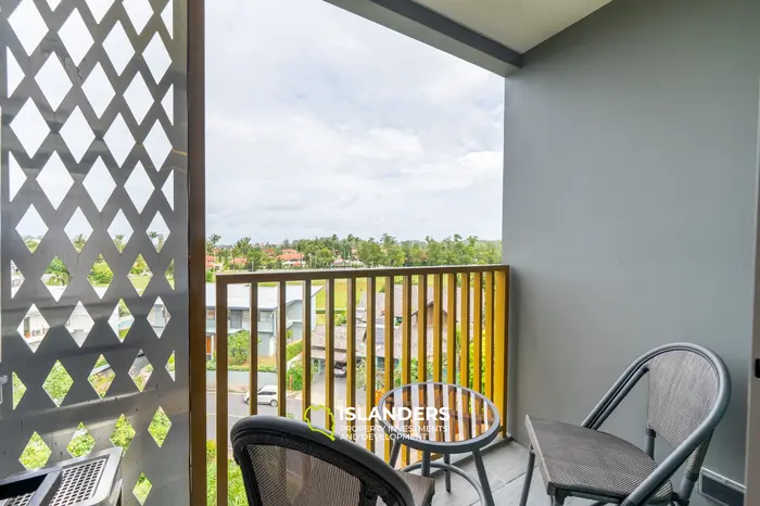 Condominio elegante con vista al golf en el octavo piso de Laguna en Phuket
