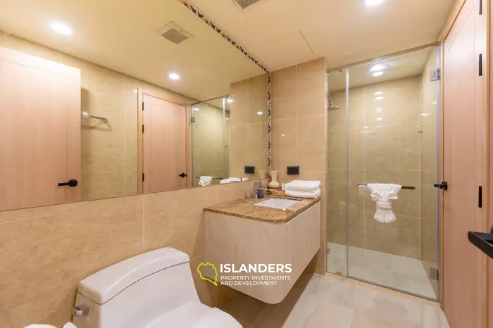 Condominio elegante de 2 habitaciones con vista al golf en el séptimo piso de Laguna en Phuket