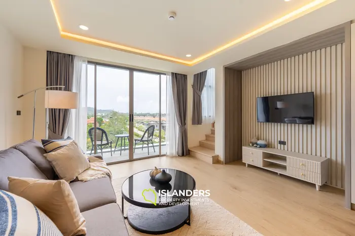 Dúplex/Condo elegante con vista al golf en el séptimo piso de Laguna en Phuket.