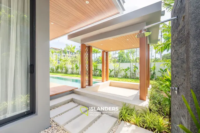 Luxurious Villa with Pool View in Phuket