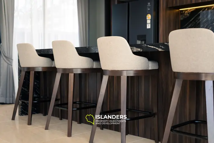 Luxurious Villa with Pool View in Phuket