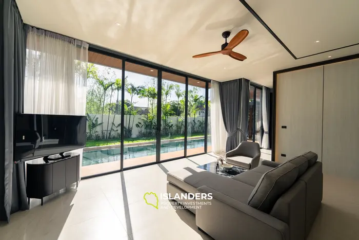 Luxurious Villa with Pool View in Phuket