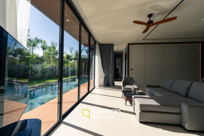 Luxurious Villa with Pool View in Phuket