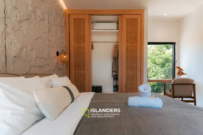 Luxurious Jungle View Villa in Bali