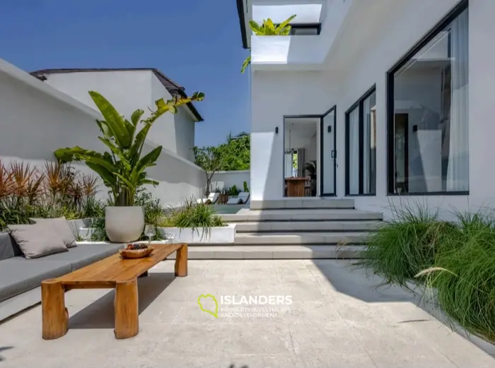 Luxurious Jungle View Villa in Bali