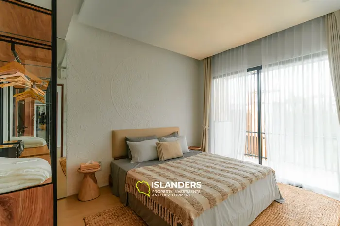 Вилла с крышей и видом на океан в Пекату