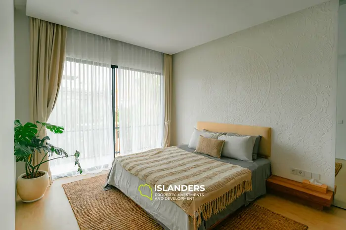 Вилла с крышей и видом на океан в Пекату