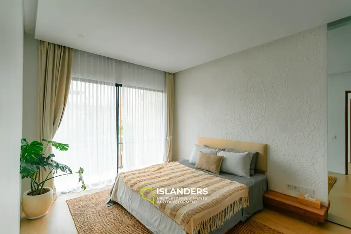 Вилла с крышей и видом на океан в Пекату