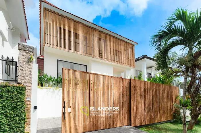 Вилла с крышей и видом на океан в Пекату