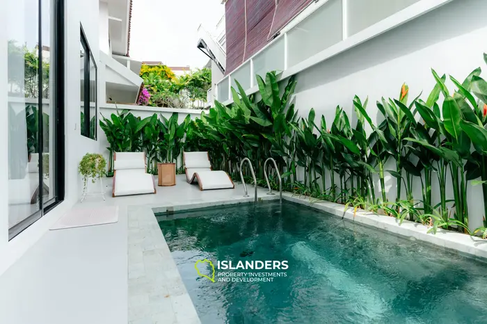 Вилла с крышей и видом на океан в Пекату