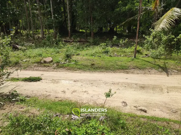 Исключительная земля на продажу в Баан Тай, Ко Пханган