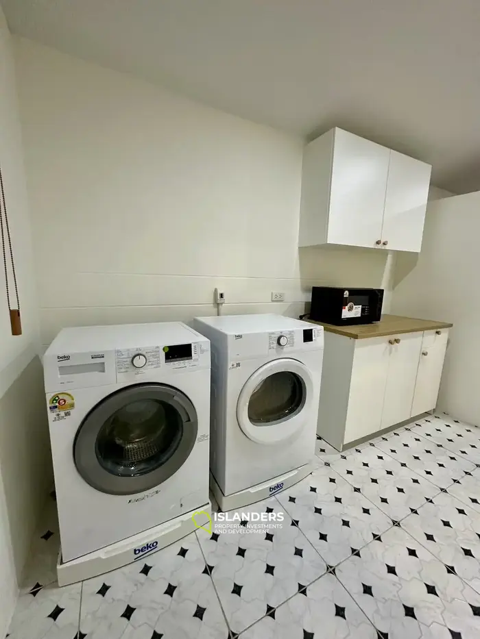 3 bdrm townhouse a few minutes' drive from the island's attractions (Chaweng)