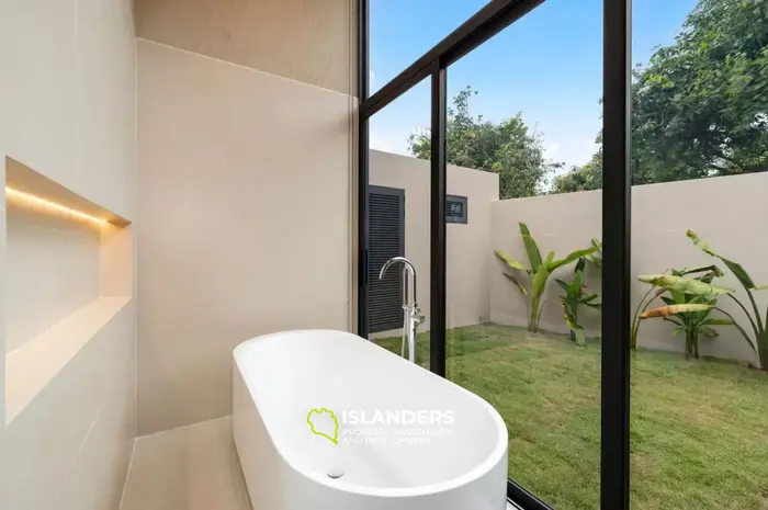 Bright 2-bdrm pool villa in an attractive residential area (Bophut)