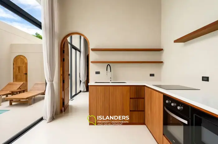 Bright 2-bdrm pool villa in an attractive residential area (Bophut)