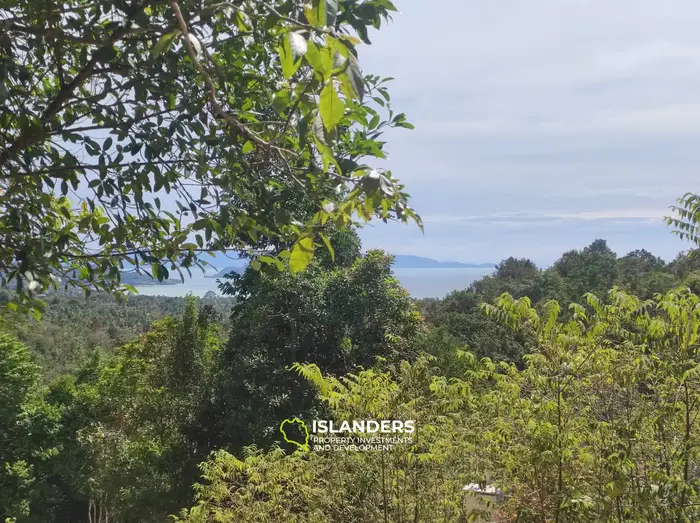 Seaview in A private Quiet place surrounded by nature in Haad Yao