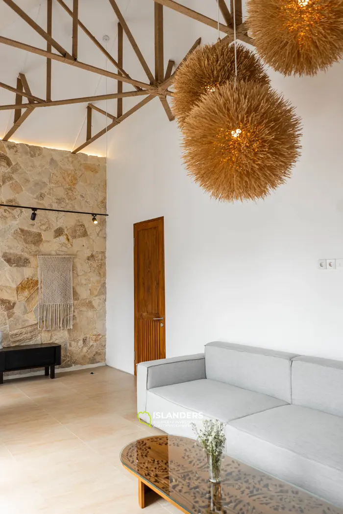 ウンガサンの美しい庭があるトロピカルヴィラ