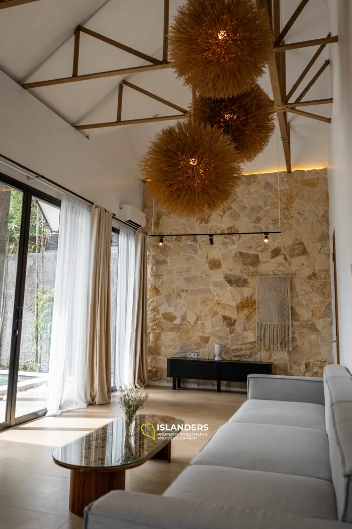 ウンガサンの美しい庭があるトロピカルヴィラ