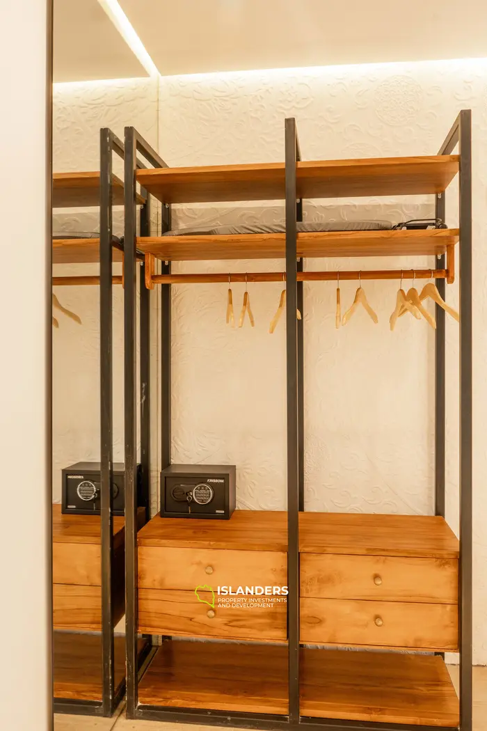 ウンガサンの美しい庭があるトロピカルヴィラ