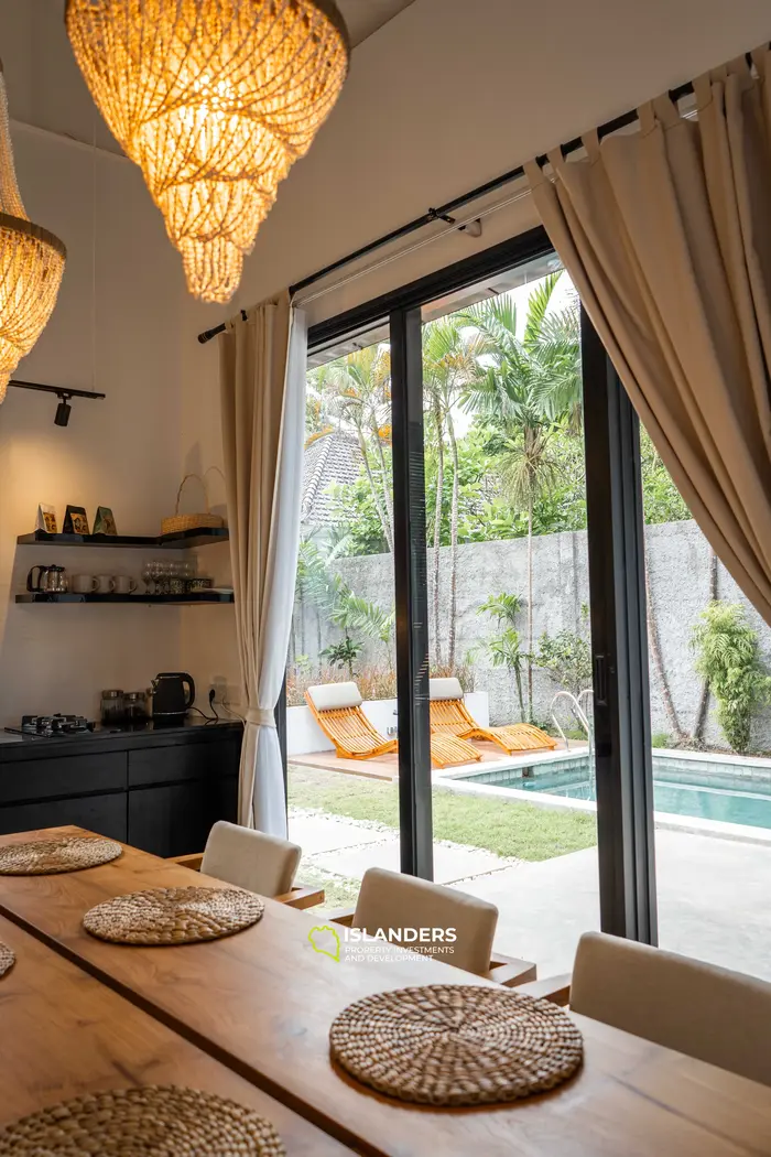 ウンガサンの美しい庭があるトロピカルヴィラ