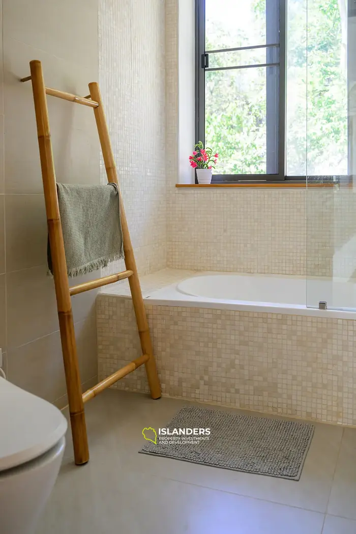 Colección de dos villas premium con vista al mar y a las montañas