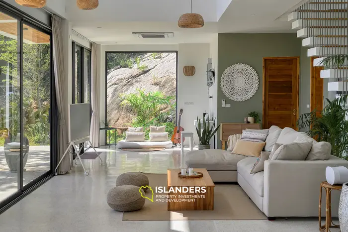 Colección de dos villas premium con vista al mar y a las montañas