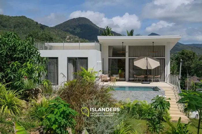 Colección de dos villas premium con vista al mar y a las montañas