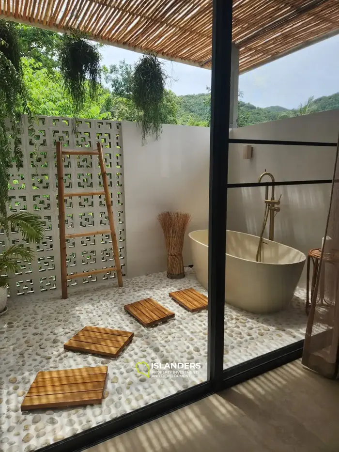 Colección de dos villas premium con vista al mar y a las montañas