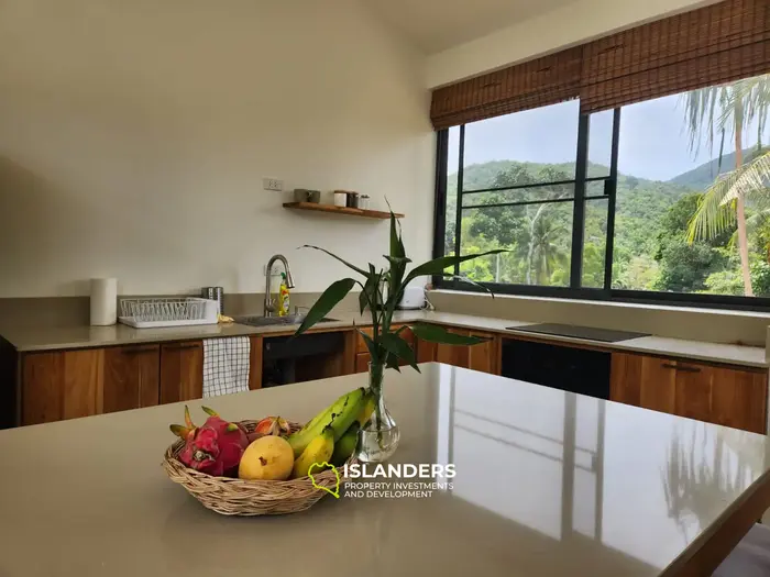 Colección de dos villas premium con vista al mar y a las montañas