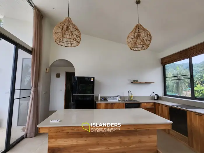 Colección de dos villas premium con vista al mar y a las montañas