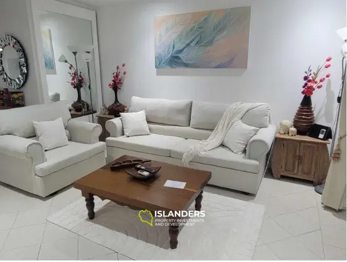 Двухэтажный таунхаус с 2 спальнями в комплексе с тропическими садами и общим бассейном (Банграк)