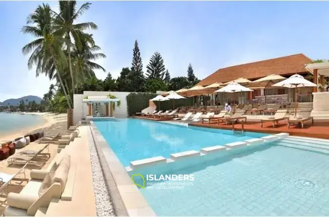 Двухэтажный таунхаус с 2 спальнями в комплексе с тропическими садами и общим бассейном (Банграк)