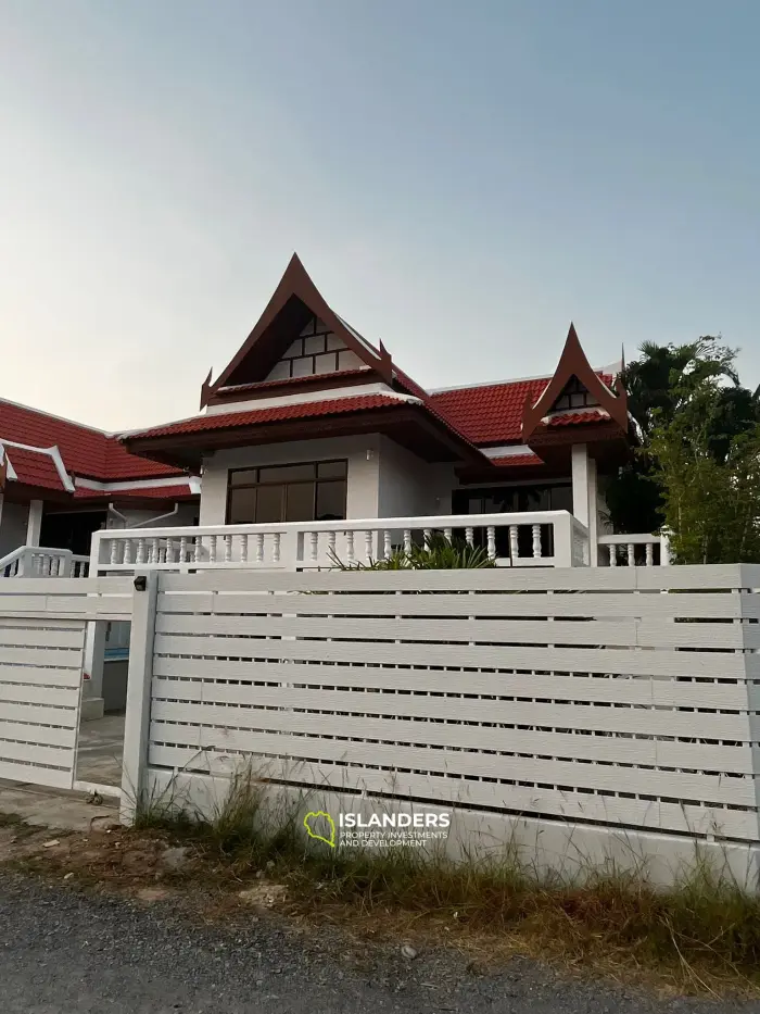 Villa de piscine confortable de 2 chambres dans une région pittoresque de l'île (Cheong Mon)