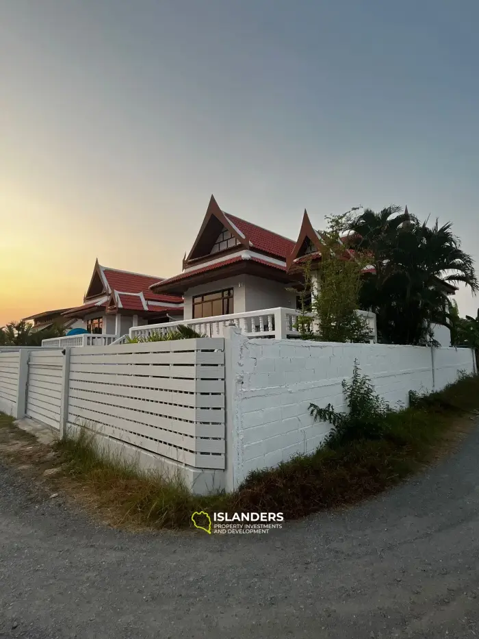Villa de piscine confortable de 2 chambres dans une région pittoresque de l'île (Cheong Mon)