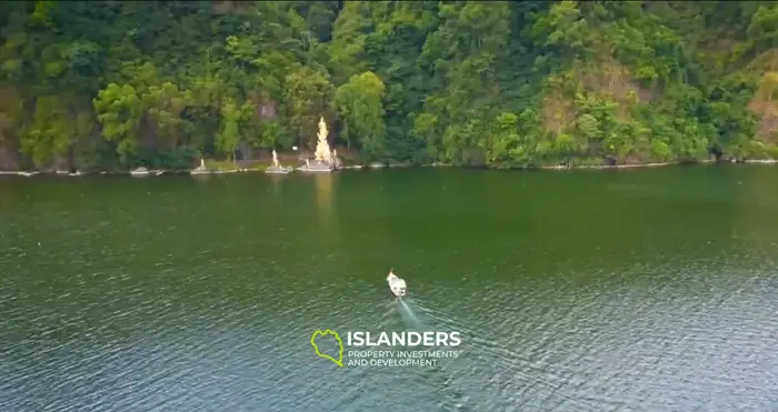 Кинтамани, земля с проектом спа для бутикового отеля с рестораном.