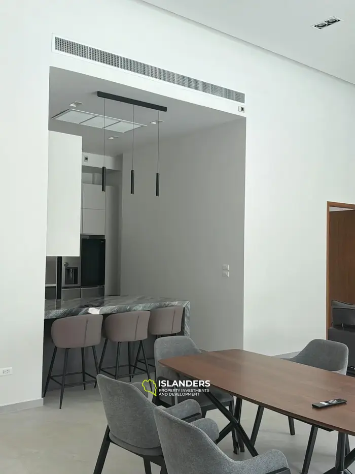 3-спальная вилла с бассейном для комфортной жизни на ISLANDERS (Маенам)