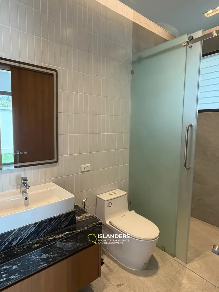 3-спальная вилла с бассейном для комфортной жизни на ISLANDERS (Маенам)