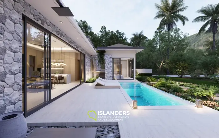 Three-bedroom pool villa surrounded by greenery (Chaweng)
