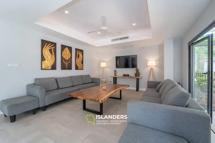 Spacious 4-bdrm pool villa after a complete renovation (Plai Laem)