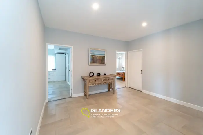 Spacious 4-bdrm pool villa after a complete renovation (Plai Laem)