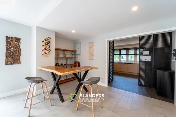 Spacious 4-bdrm pool villa after a complete renovation (Plai Laem)