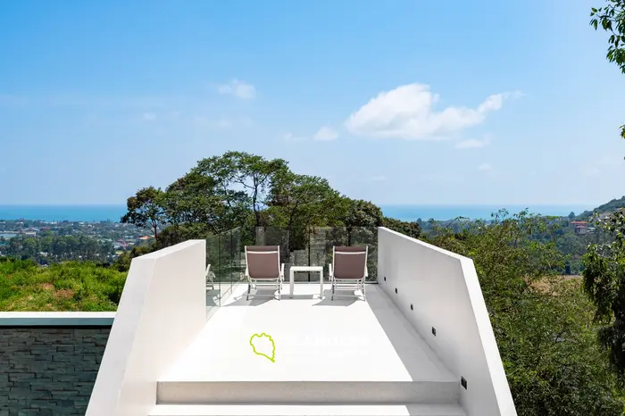 4 bdrm hilltop villa with mineral pool and view (Chaweng)