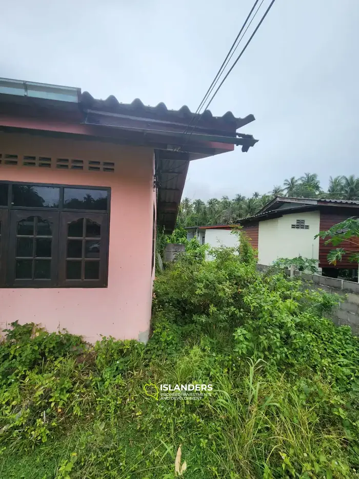 Maison à rénover à Srithanu