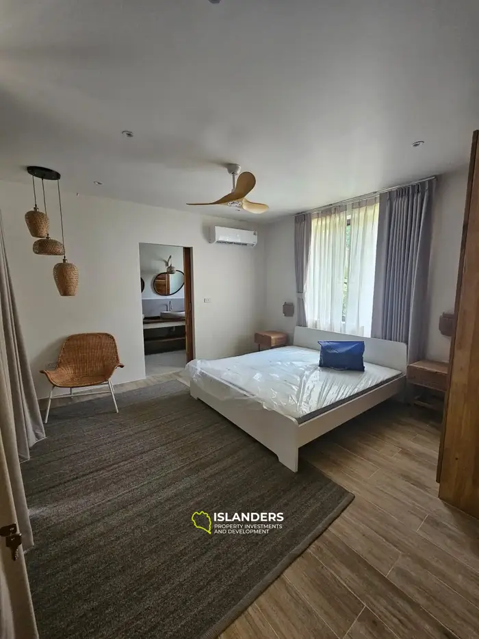 วิลล่าที่น่าทึ่งสำหรับขายในศรีธนู, เกาะพะงัน