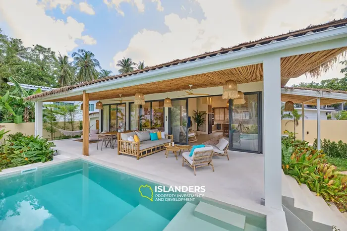Contemporary 3-Bedroom Pool Villa on 640 sqm Land – Secure Ownership