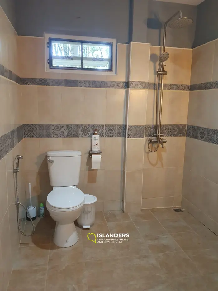 Casa acogedora de 2 habitaciones en Srithanu — Privacidad, espacio y vida tropical