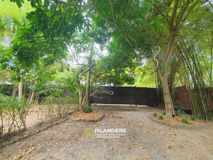 Casa acogedora de 2 habitaciones en Srithanu — Privacidad, espacio y vida tropical