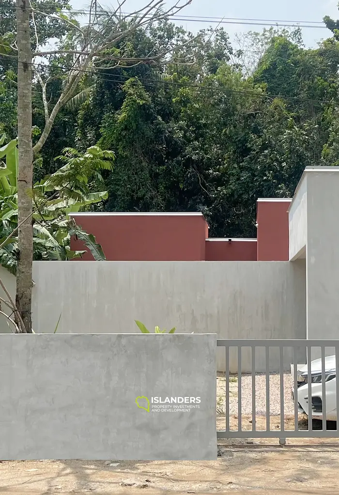 Brand new architect-designed Villa facing rubber forest