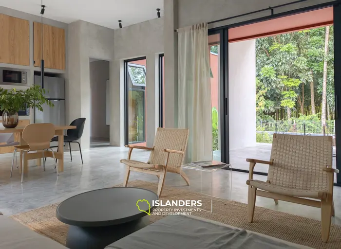 Brand new architect-designed Villa facing rubber forest