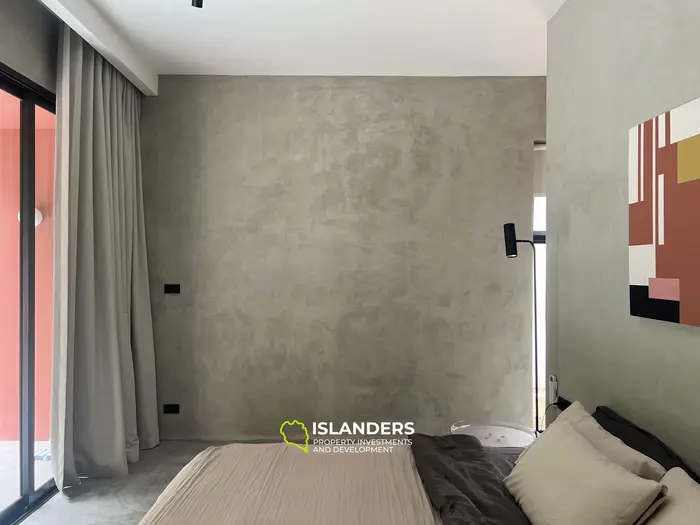 Brand new architect-designed Villa facing rubber forest